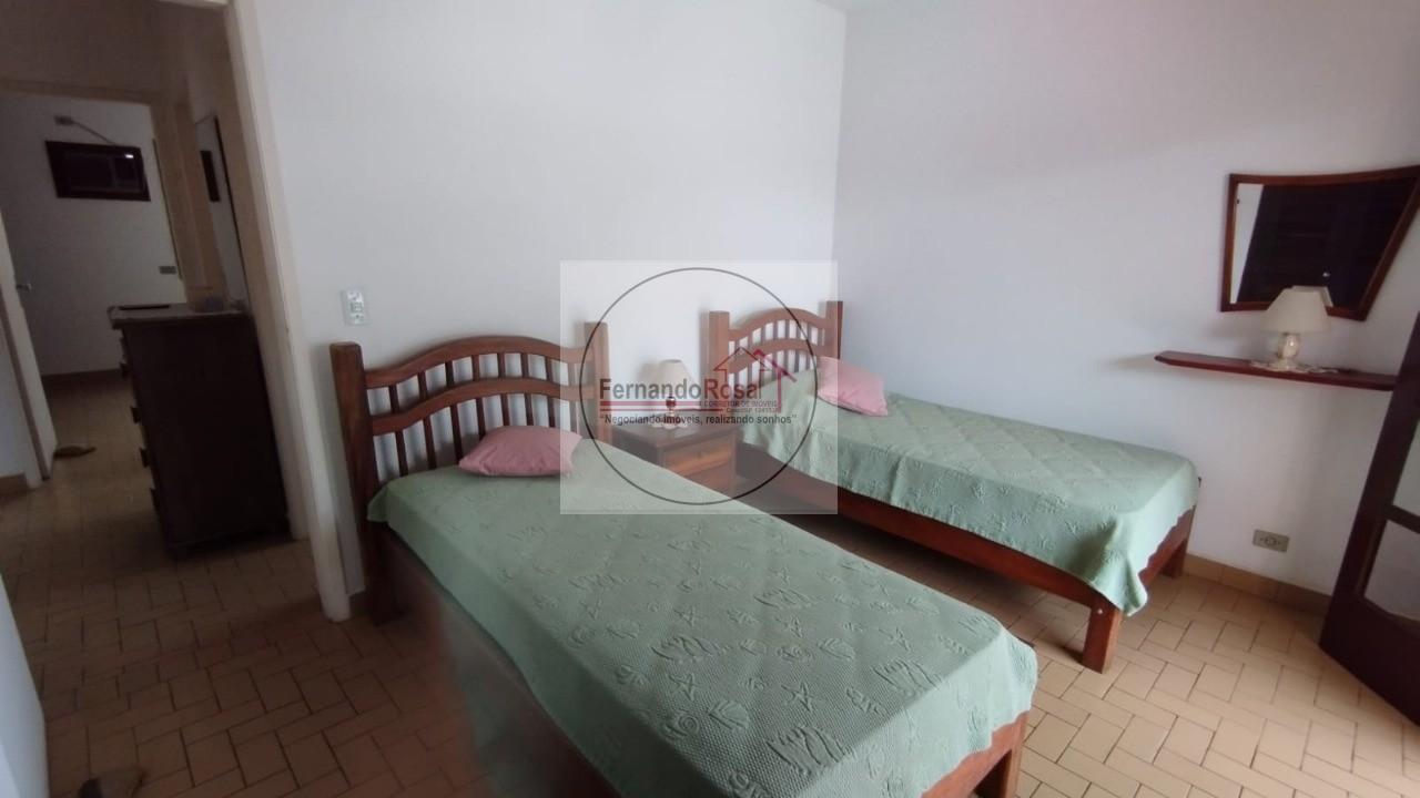 Casa à venda com 4 quartos, 235m² - Foto 14