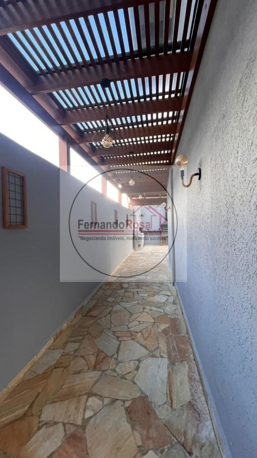 Casa à venda com 3 quartos, 220m² - Foto 7