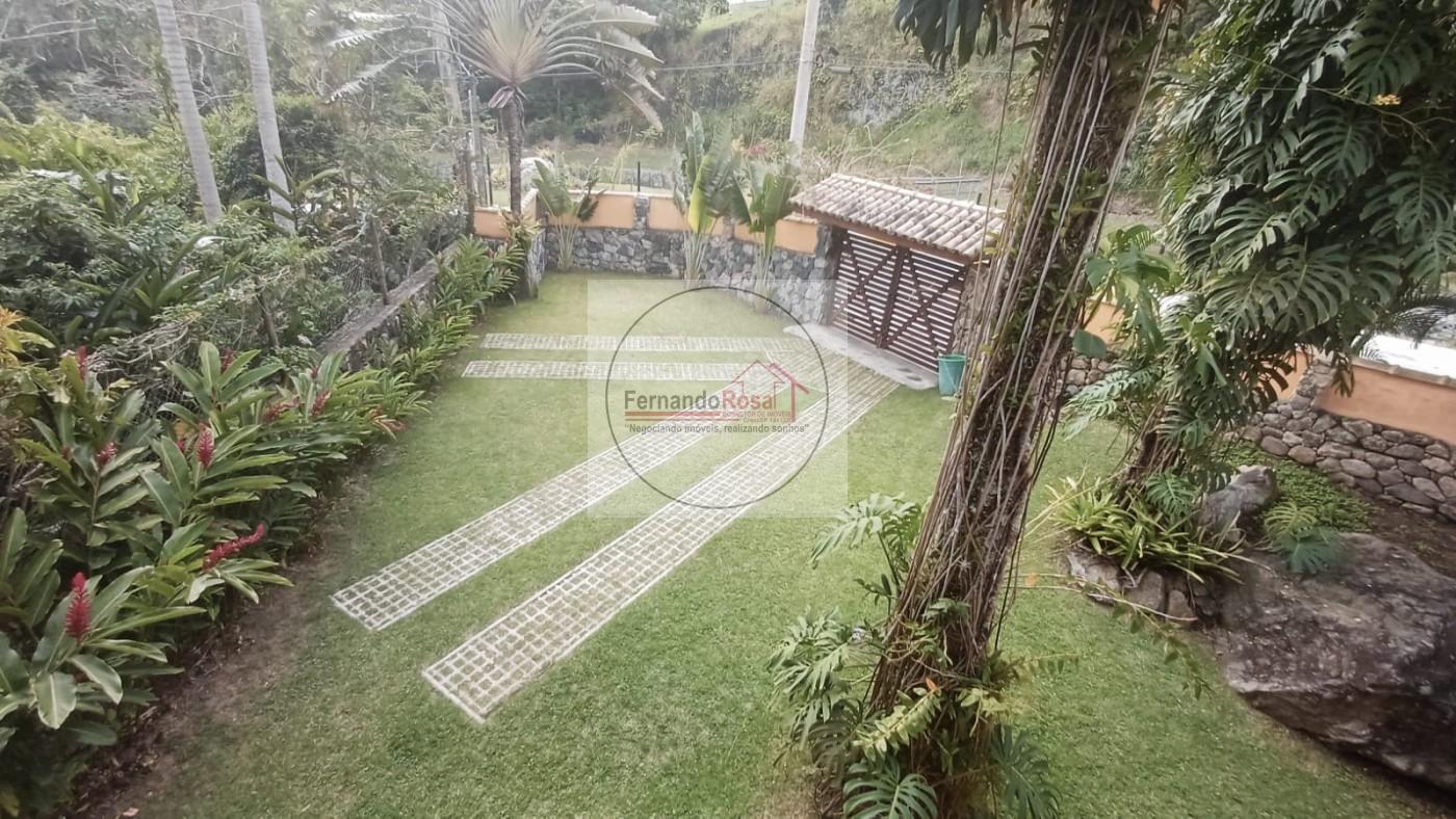 Casa, 3 quartos, 215 m² - Foto 2