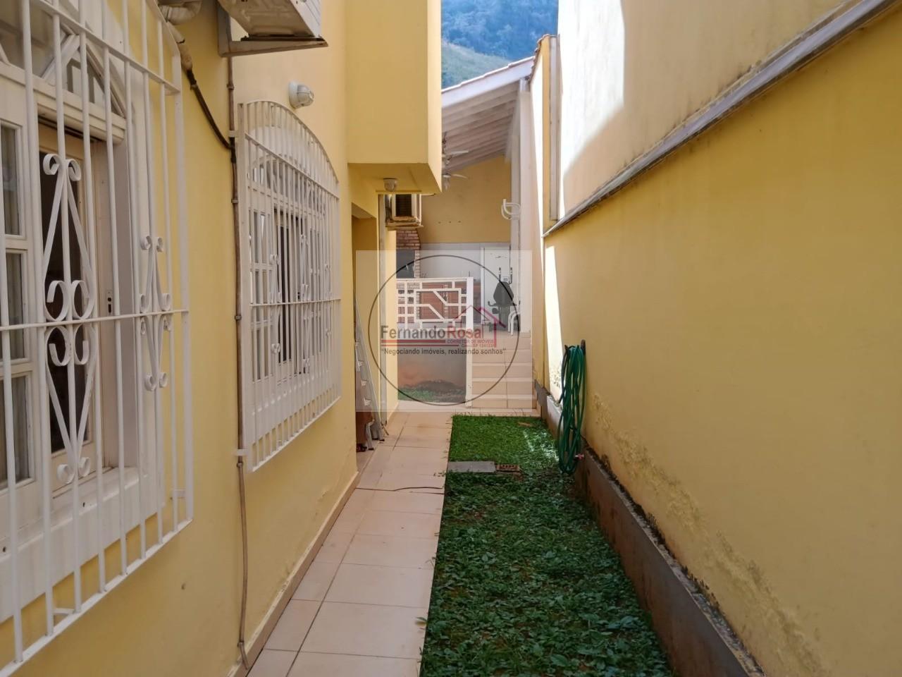 Casa, 5 quartos, 245 m² - Foto 7