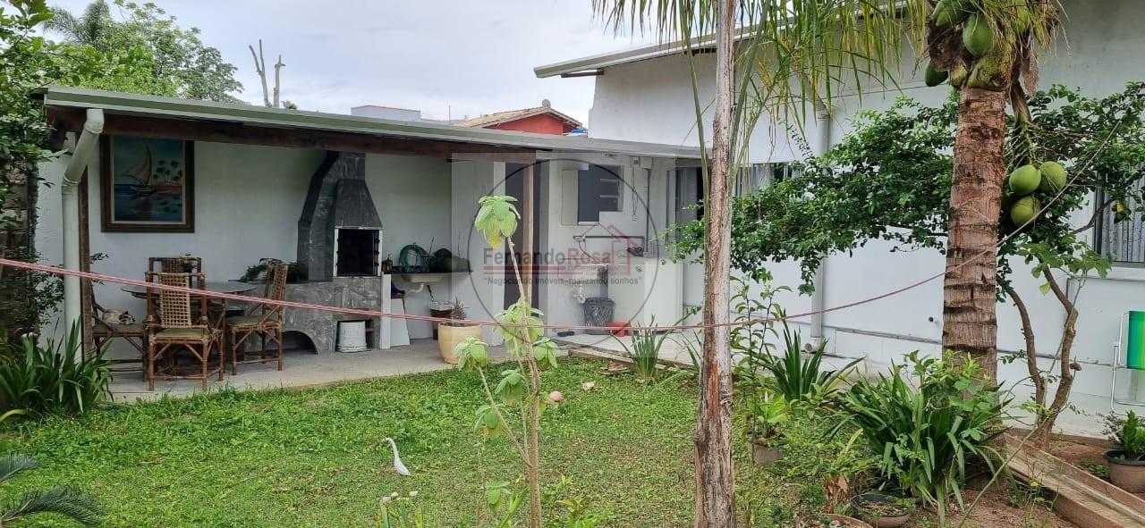 Casa, 4 quartos, 119 m² - Foto 1