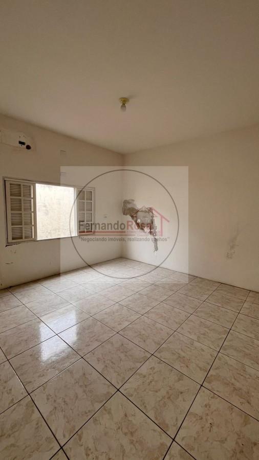 Casa, 4 quartos, 238 m² - Foto 4