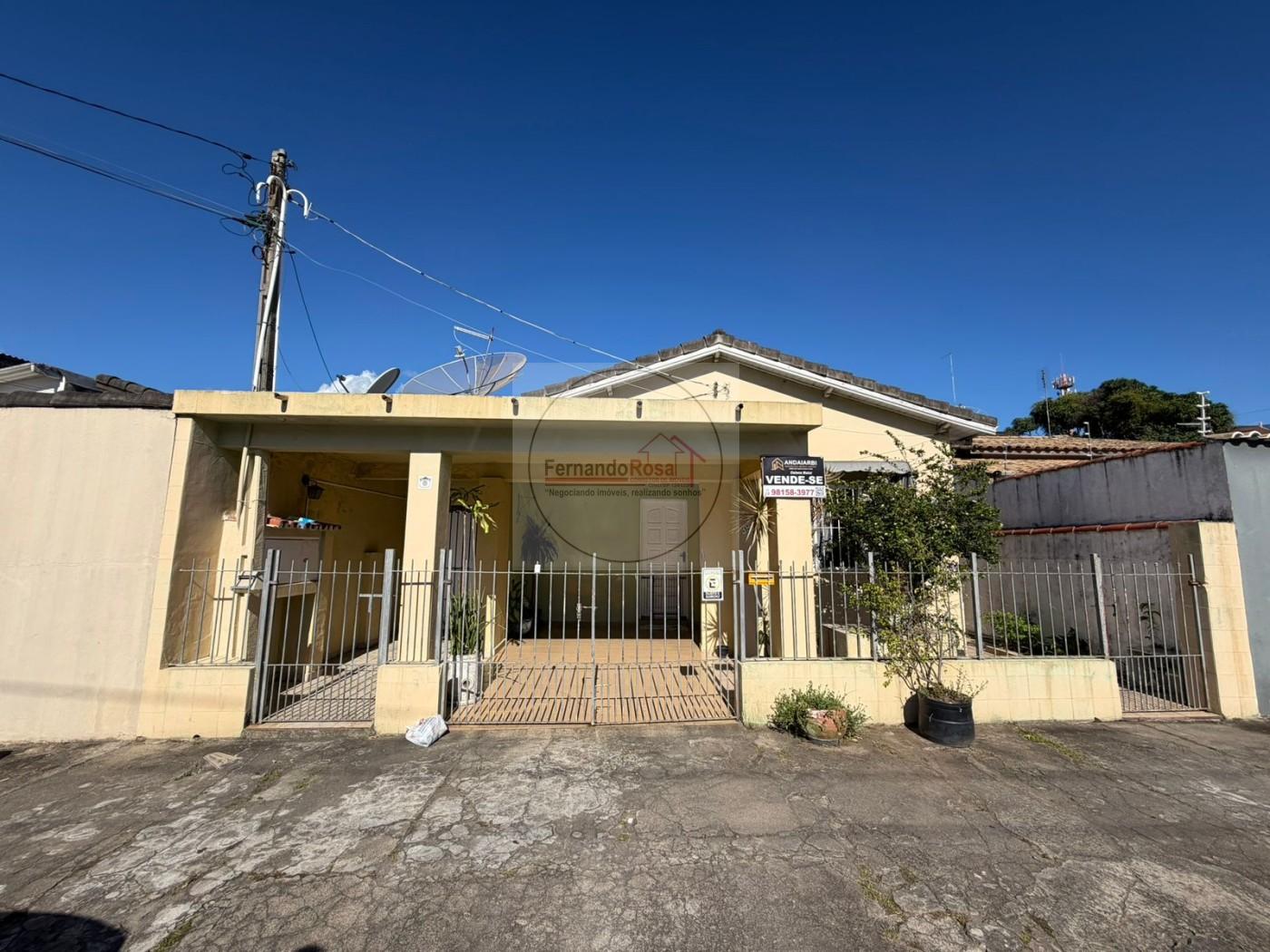 Casa, 3 quartos, 264 m² - Foto 1