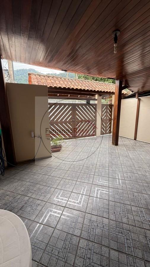 Casa, 2 quartos, 127 m² - Foto 1