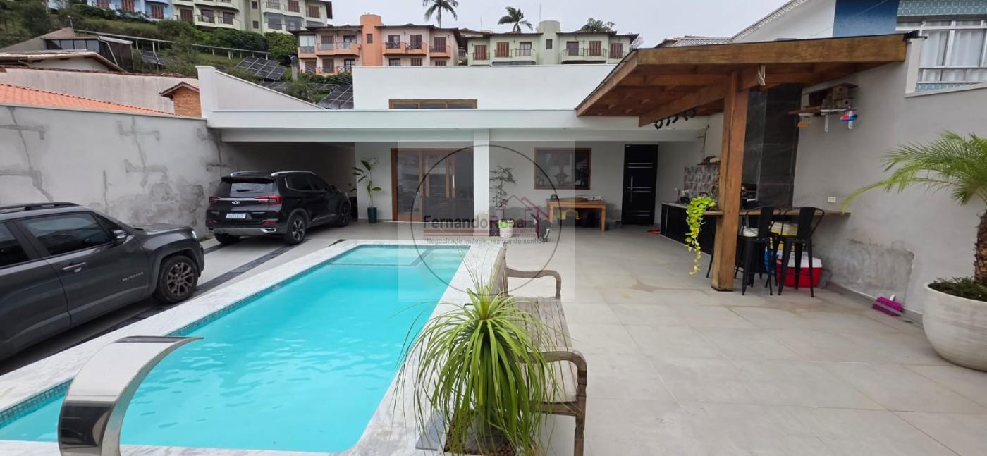 Casa, 3 quartos, 211 m² - Foto 4